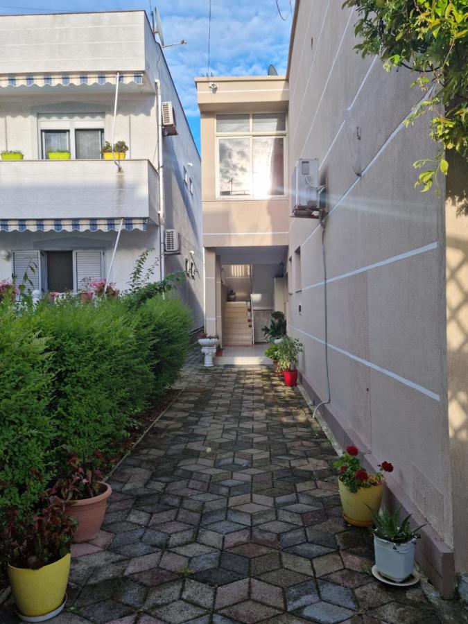 Guesthouse Novi Durrës 외부 사진