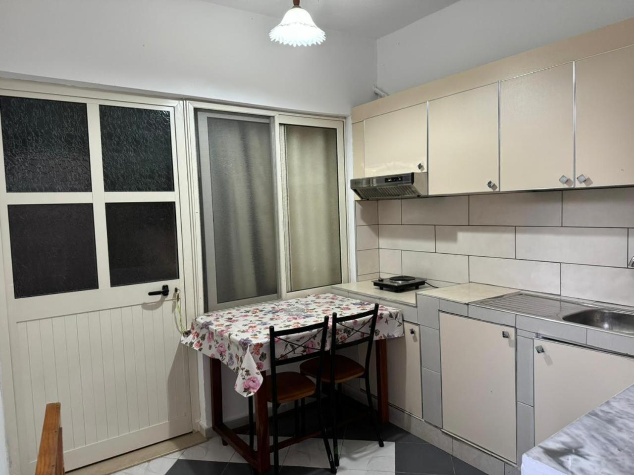 Guesthouse Novi Durrës 외부 사진