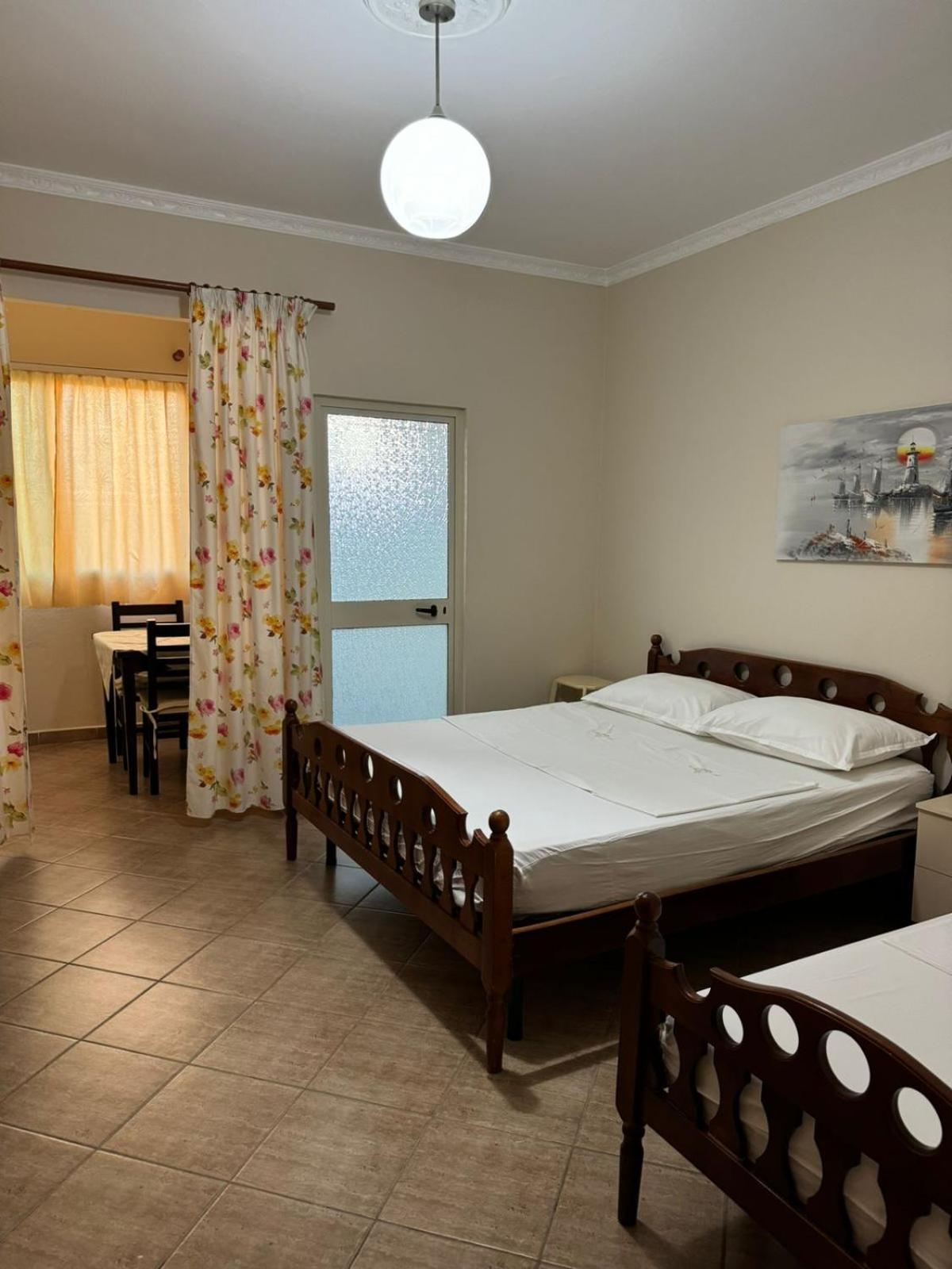 Guesthouse Novi Durrës 외부 사진